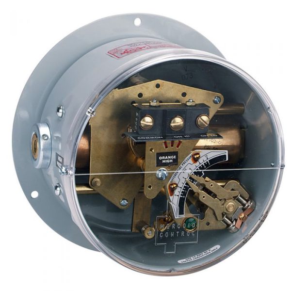 Dwyer Instruments DPA-7043-153-62E